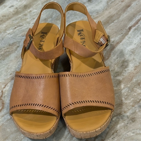 Women’s KORKS tan leather wedge sandals- Size 10 - Picture 3 of 8